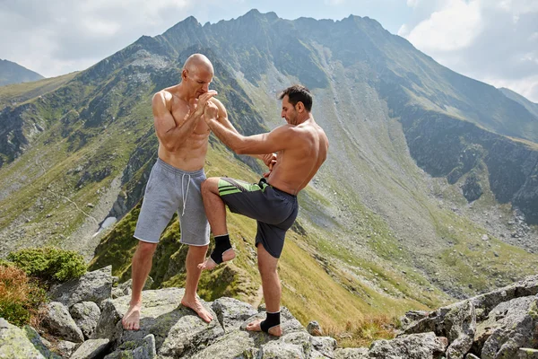 Addestramento dei combattenti in montagna — Foto Stock