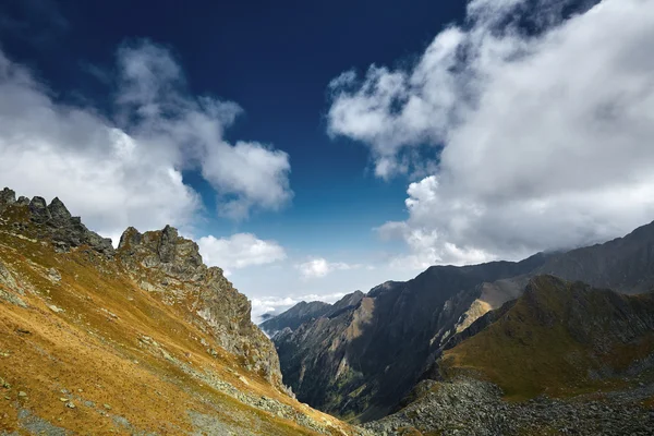 Cordillera a finales del verano — Foto de Stock