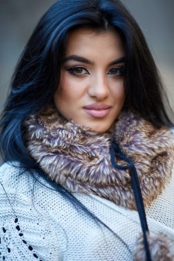 İspanyol güzellik açık