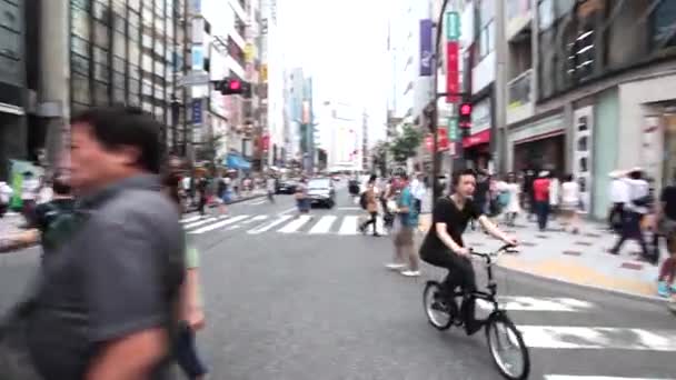 도쿄에서 시부야 Discrit에 익명 군중 — 비디오