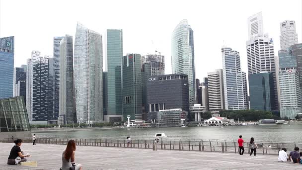 Singapore stad över Marina Bay — Stockvideo