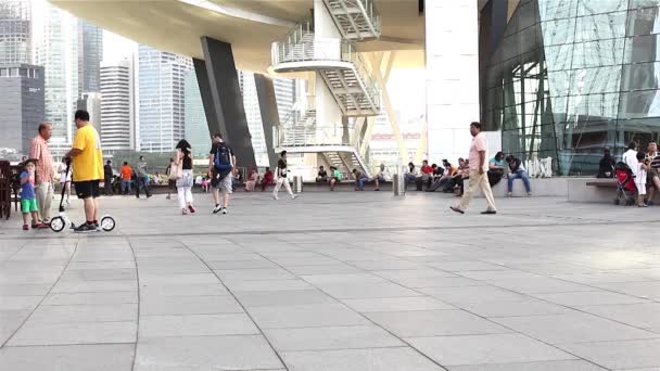 Mensen in het centrum van de stad Singapore — Stockvideo