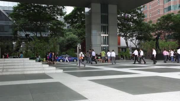 Personas en el centro de Singapur — Vídeo de stock