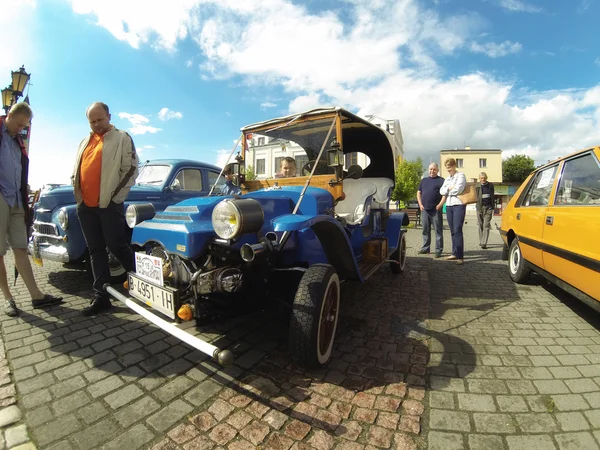 Il festival "IV Rally di Antique Automotive a Sochaczew " — Foto Stock