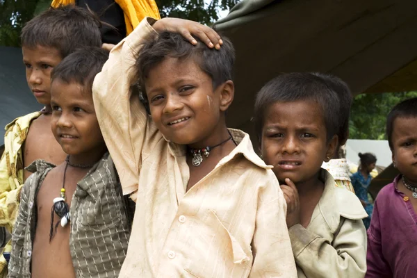 Tribal children in a village in India — Stock Photo, Image
