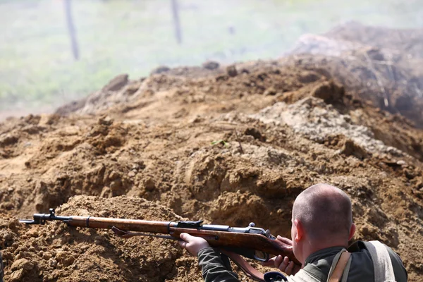 Militära återuppbyggnad i Polen. — Stockfoto