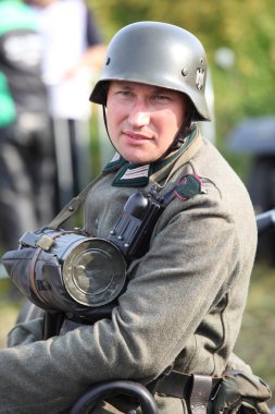 Polonya askeri yeniden yapılanma