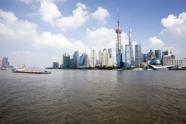 Shanghai, Blick auf die moderne Stadt — Stockfoto