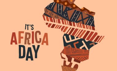 Afrika Günü tebrik kartı illüstrasyonu 25 kişinin özgürlüğünü kutlayabilir. Geleneksel etnik sanat dekorasyonundan yapılmış renkli Afrika kıta haritası..