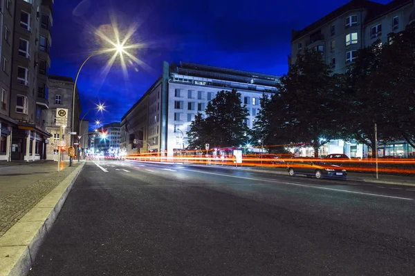 Şehir gece sokak, Berlin, Almanya — Stok fotoğraf