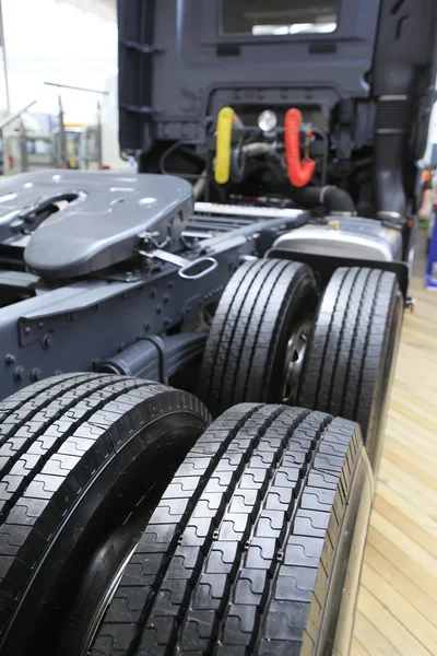 Vehicle tyre — Stock Photo, Image