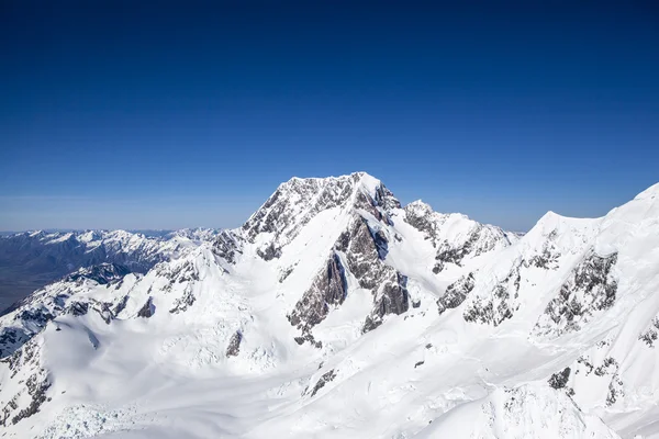 Nieuw-Zeeland sneeuw bergen — Stockfoto
