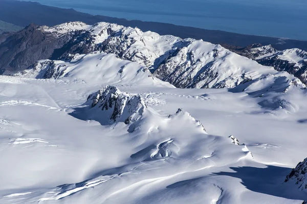 Nueva Zelanda montañas de nieve — Foto de Stock