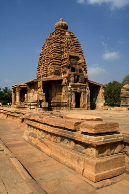 Bagalkot Bölgesi, Karnataka, Hindistan, Asya 'daki Pattadakal' daki Galaganath Tapınağı 'nın ön manzarası