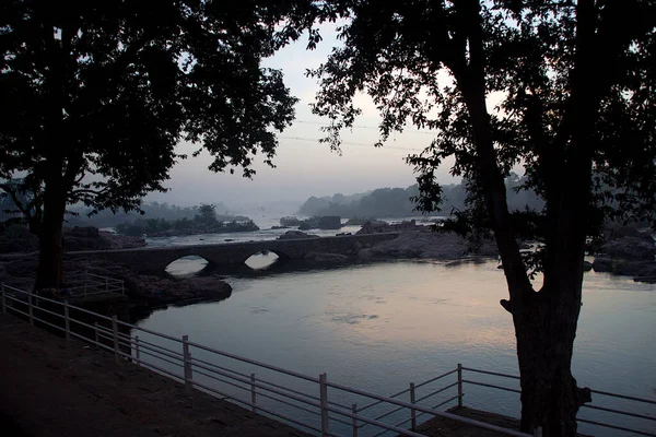 Paisagem Névoa Com Vista Para Rio Betwa Orcha Madha Pradesh — Fotografia de Stock