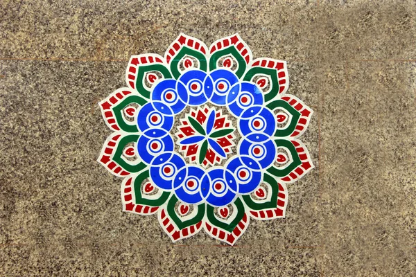 바닥에 Rangoli 패턴 — 스톡 사진