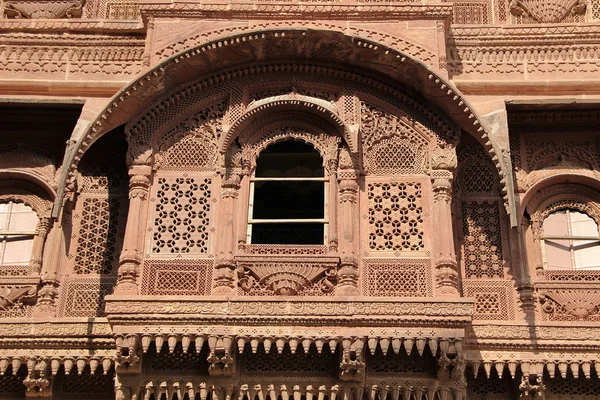 Intricate Carving of Balcony — Stock Photo, Image