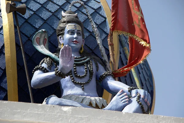 Standbeeld van zegen Shiva — Stockfoto