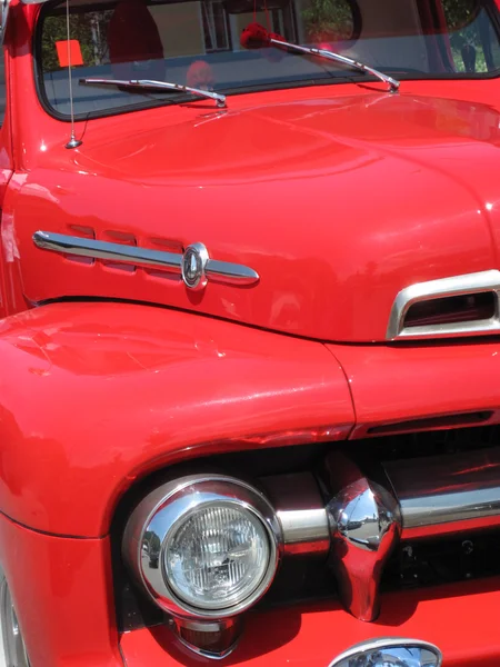 Frente a un viejo temporizador rojo — Foto de Stock