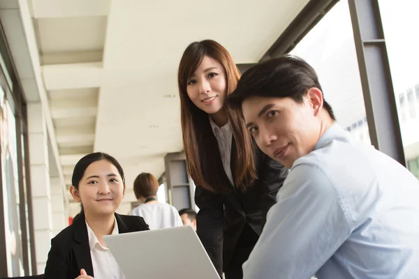 Asiatico business team — Foto Stock