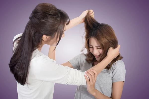 Mujeres asiáticas luchan — Foto de Stock