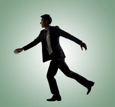 Kendine güvenen işadamı çalıştıran