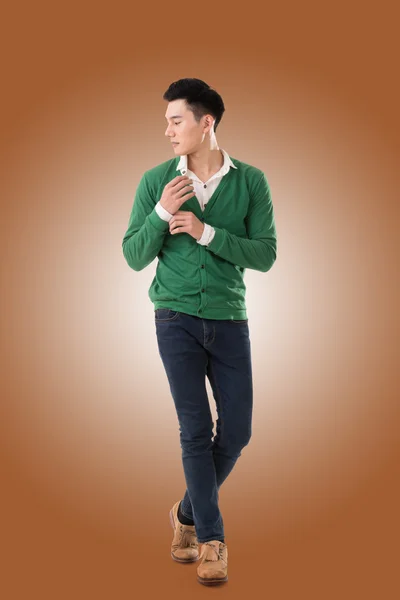 Handsome young Asian man — Stock Photo, Image