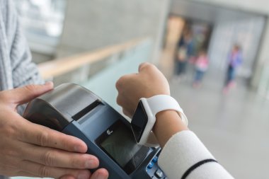 Smartwatch aygıt kullanma