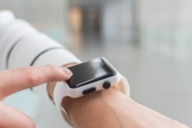 Smartwatch aygıt kullanma