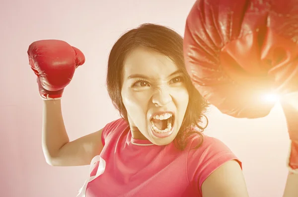 Mujer lucha concepto — Foto de Stock