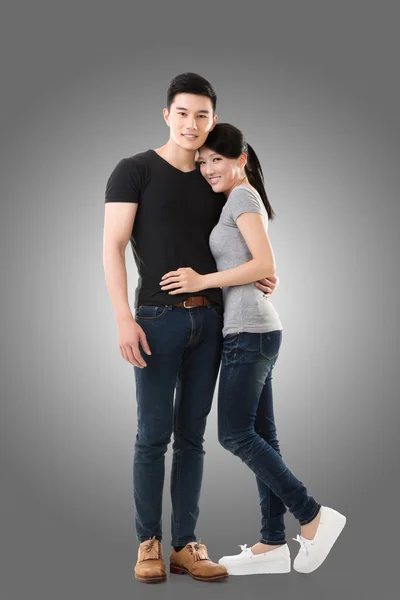 Young Asian couple — Stock Photo, Image