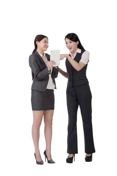 Business woman holding pad — Stock Photo, Image
