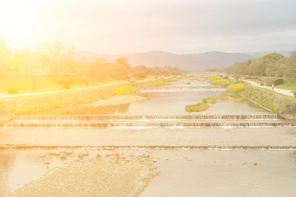 Landschap van kamo rivier — Stockfoto