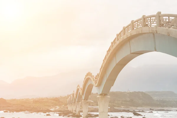 Famous bridge at Sanxiantai — Stock Photo, Image