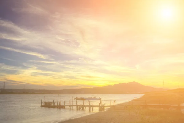 Hermoso paisaje del muelle —  Fotos de Stock