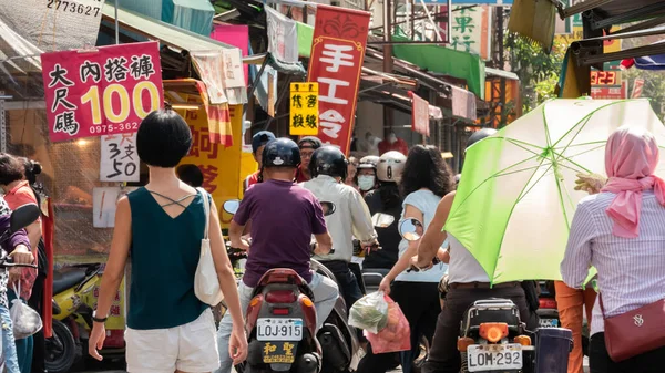 Puli Taiwán Octubre 2019 Gente Camina Hace Compras Mercado Tradicional —  Fotos de Stock