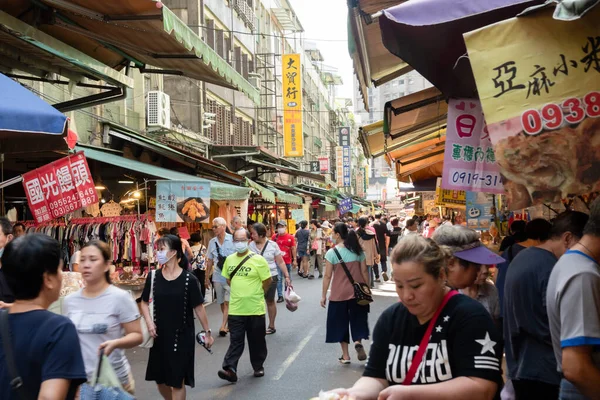 Banciao Taiwán Octubre 2020 Mercado Tradicional Con Gente Abarrotada Carril — Foto de Stock