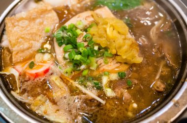 Tayvan 'da geleneksel kokuşmuş tofu çerezi.