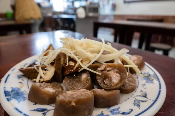Taiwanese Ειδικό Σνακ Από Κολλώδες Λουκάνικο Ρυζιού Ένα Πιάτο — Φωτογραφία Αρχείου