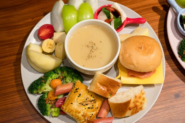 Morning Breakfast Fruit Hot Soup Small Burger Dish — Stock Photo, Image