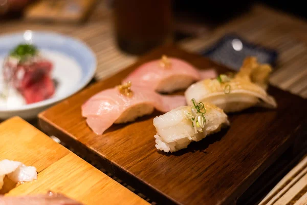 Delicioso Sushi Japonés Plato Restaurante — Foto de Stock