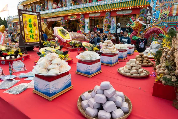 Puli Township Taiwan December 6Th 2020 Offerings Food Fruits Table — Stock fotografie