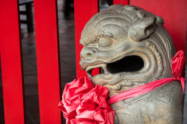 Statue Lion Pierre Debout Dans Temple Chinois — Photo