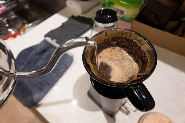 Conceito Café Pour Com Água Mesa — Fotografia de Stock