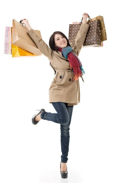 Mujer de compras de invierno — Foto de Stock