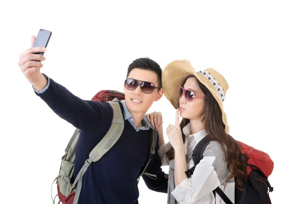 Asiática joven viajando pareja selfie —  Fotos de Stock