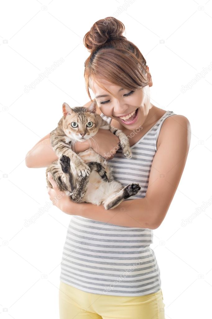 Asian woman hold her cat