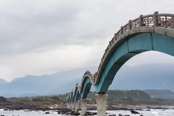 Berömda bron vid Sanxiantai — Stockfoto