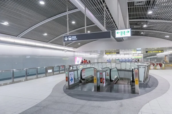 Nova estação aberta Songshan MRT — Fotografia de Stock