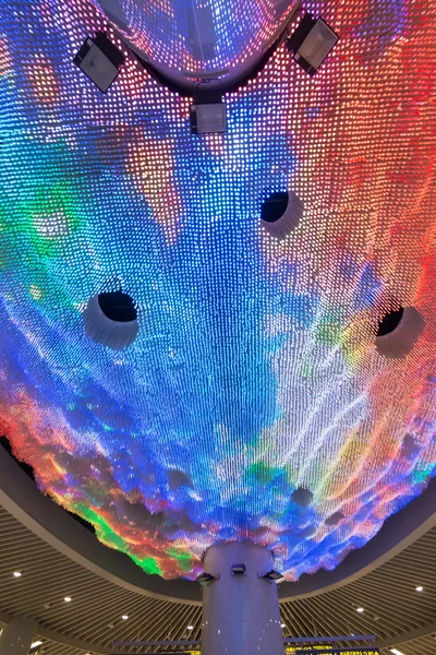 Drammatico cristallo-LED Lobby luce — Foto Stock